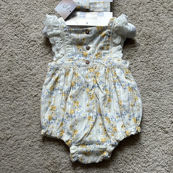 Floral Romper Outfit Set - Picture 5 of 11